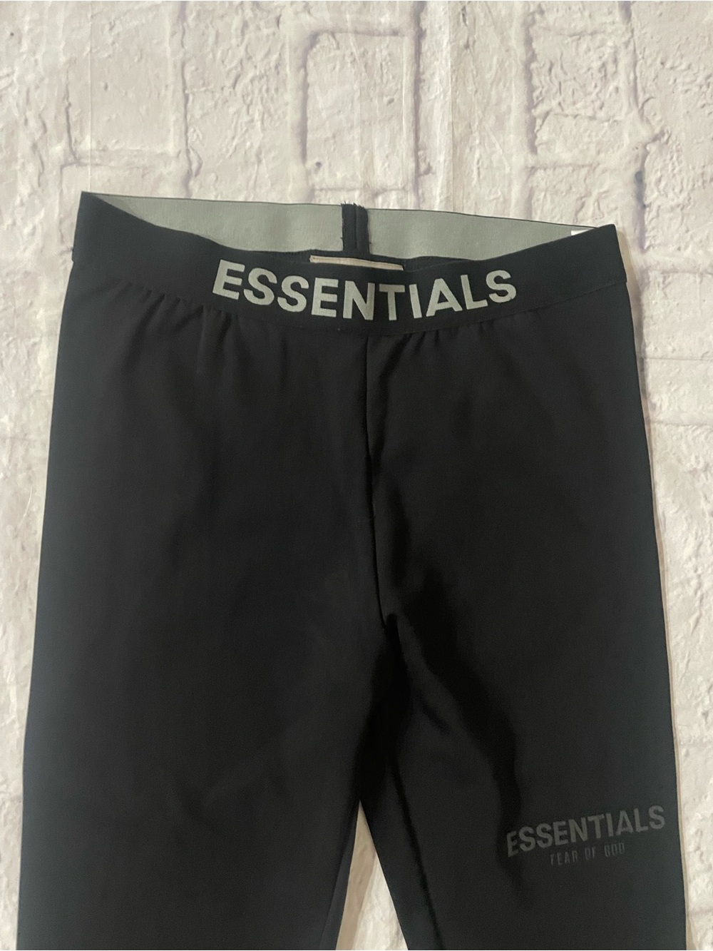 Fear of God Essentials Women's Iron Sport Leggings Black High Rise Medium - Picture 2 of 7
